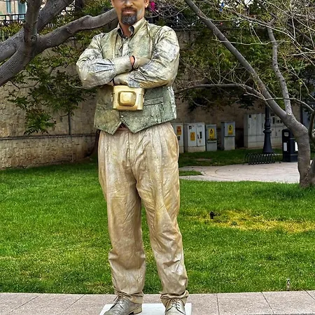 Ama Boutique 康斯坦察